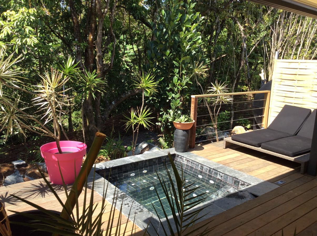 Le Lambablanc Bed and Breakfast Bras-Panon Esterno foto