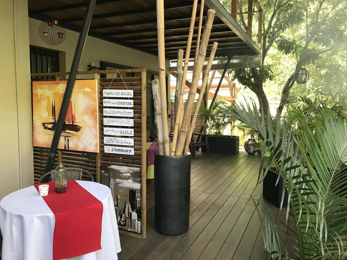 Le Lambablanc Bed and Breakfast Bras-Panon Esterno foto