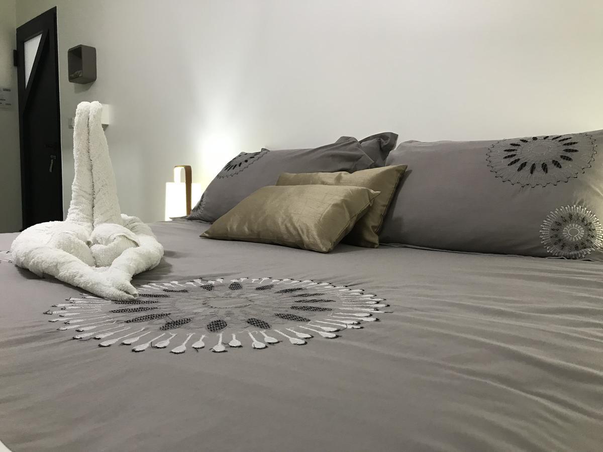Le Lambablanc Bed and Breakfast Bras-Panon Esterno foto