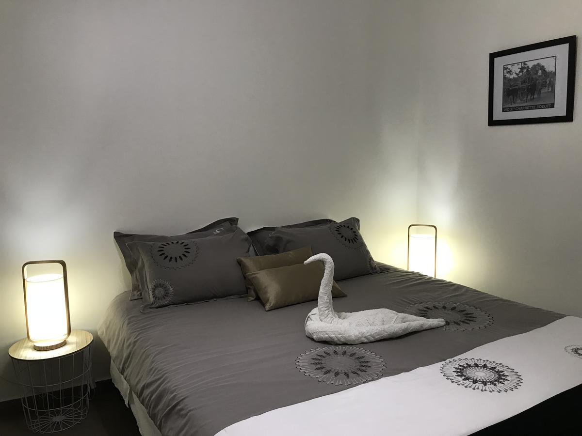 Le Lambablanc Bed and Breakfast Bras-Panon Esterno foto