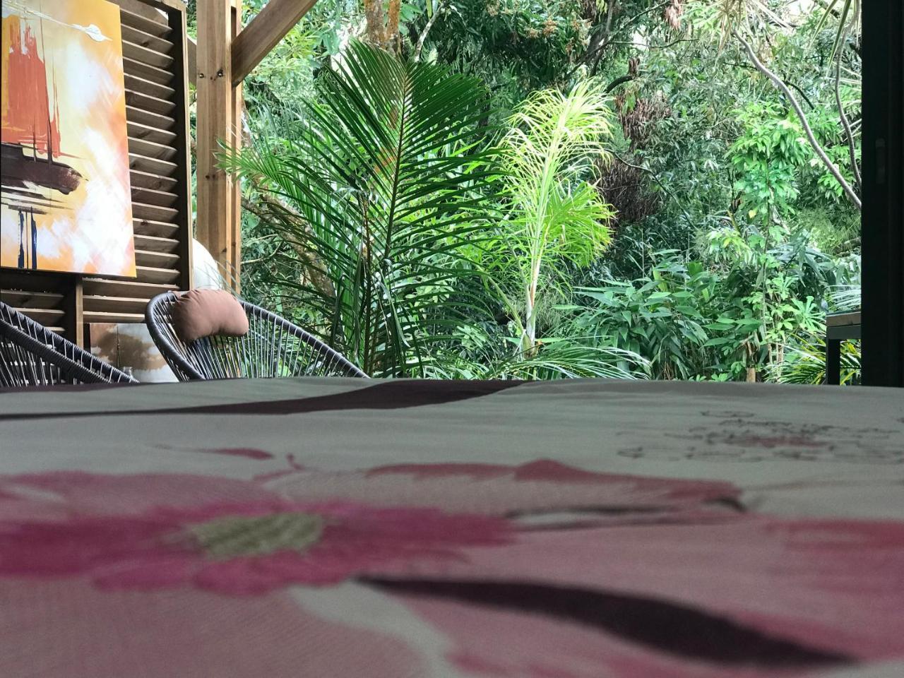 Le Lambablanc Bed and Breakfast Bras-Panon Esterno foto
